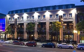 Benedicts Hotel